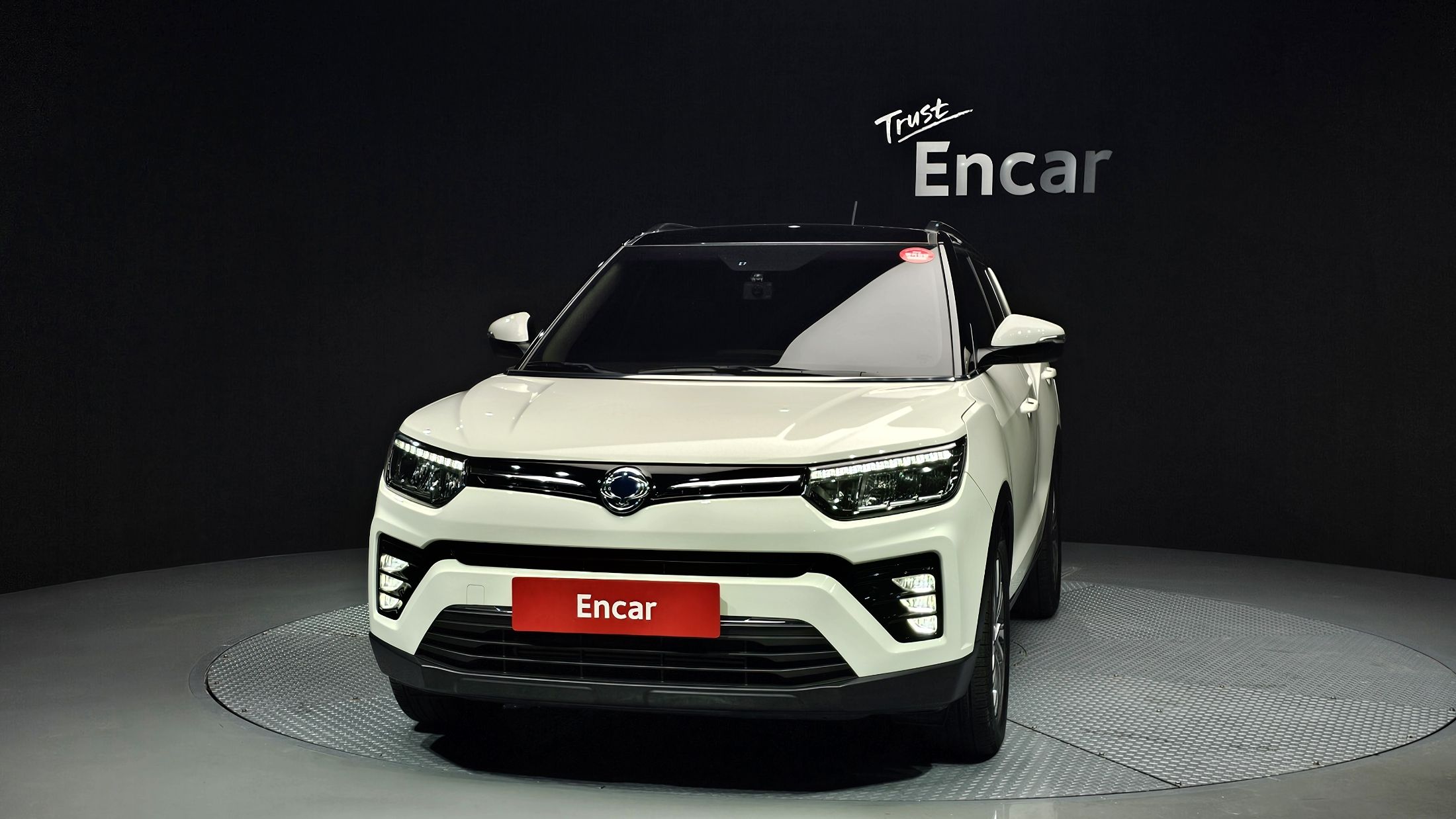 SSANGYONG TIVOLI VERY NEW 2019
