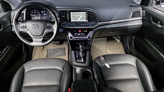 HYUNDAI AVANTE AD 2017