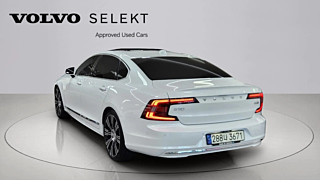 VOLVO S90 2021