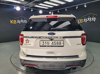 FORD EXPLORER 2018