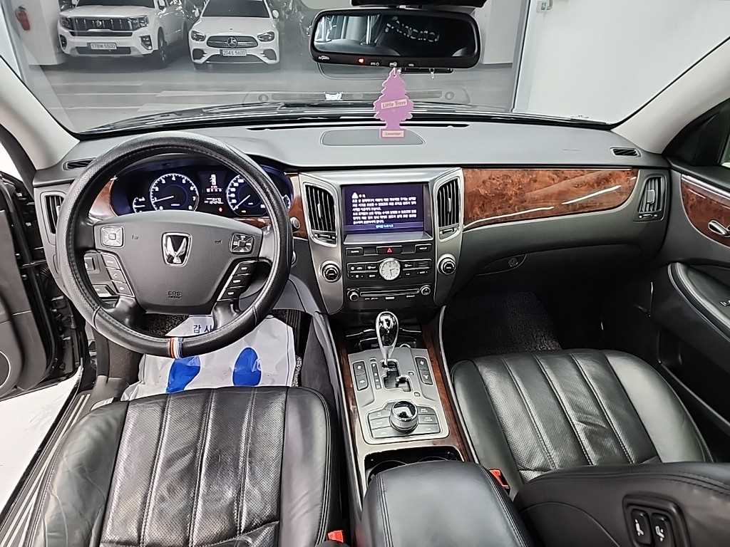 HYUNDAI EQUUS NEW 2010