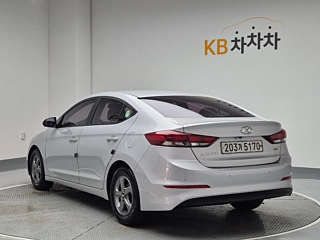 HYUNDAI AVANTE AD 2017