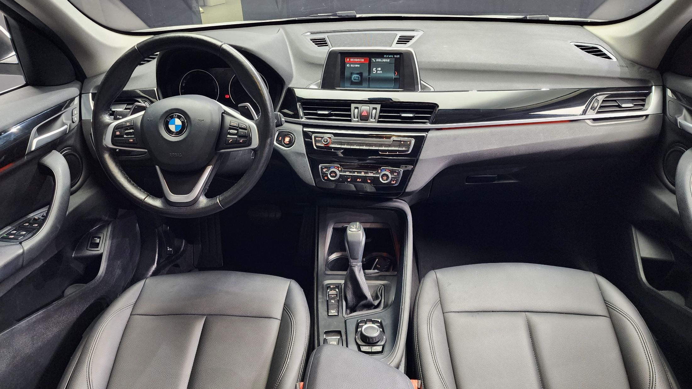 BMW X1 F48 2019
