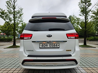 KIA CARNIVAL 2016