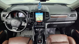 SAMSUNG QM6 2019