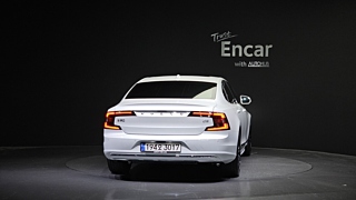 VOLVO S90 2024