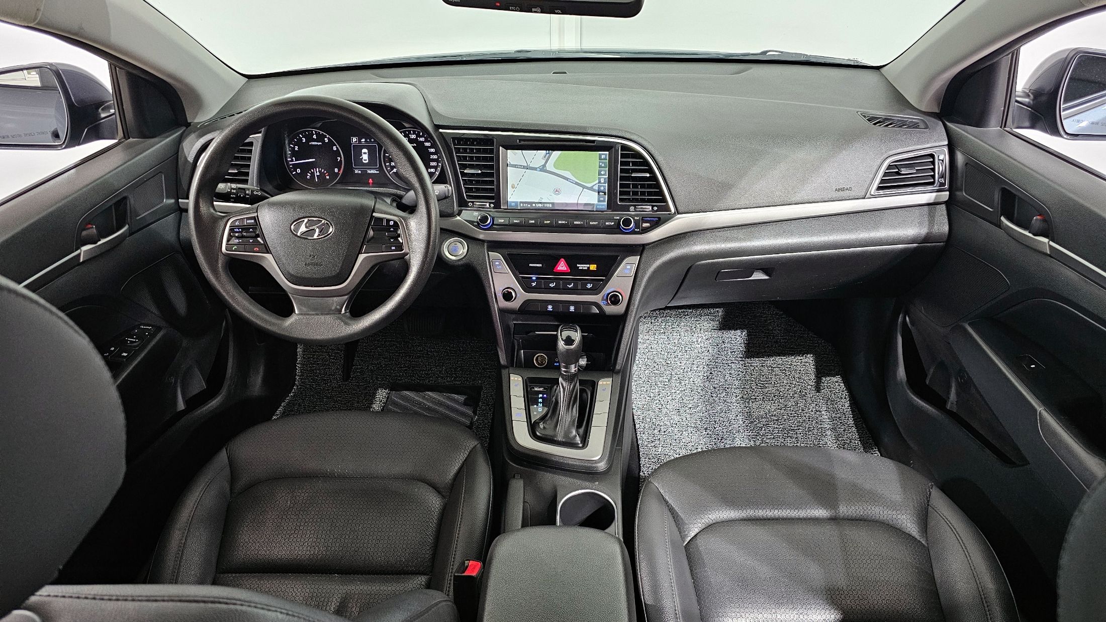 HYUNDAI AVANTE AD 2018