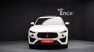 MASERATI LEVANTE 2019