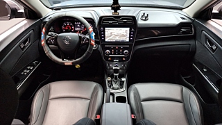 SSANGYONG TIVOLI VERY NEW 2019