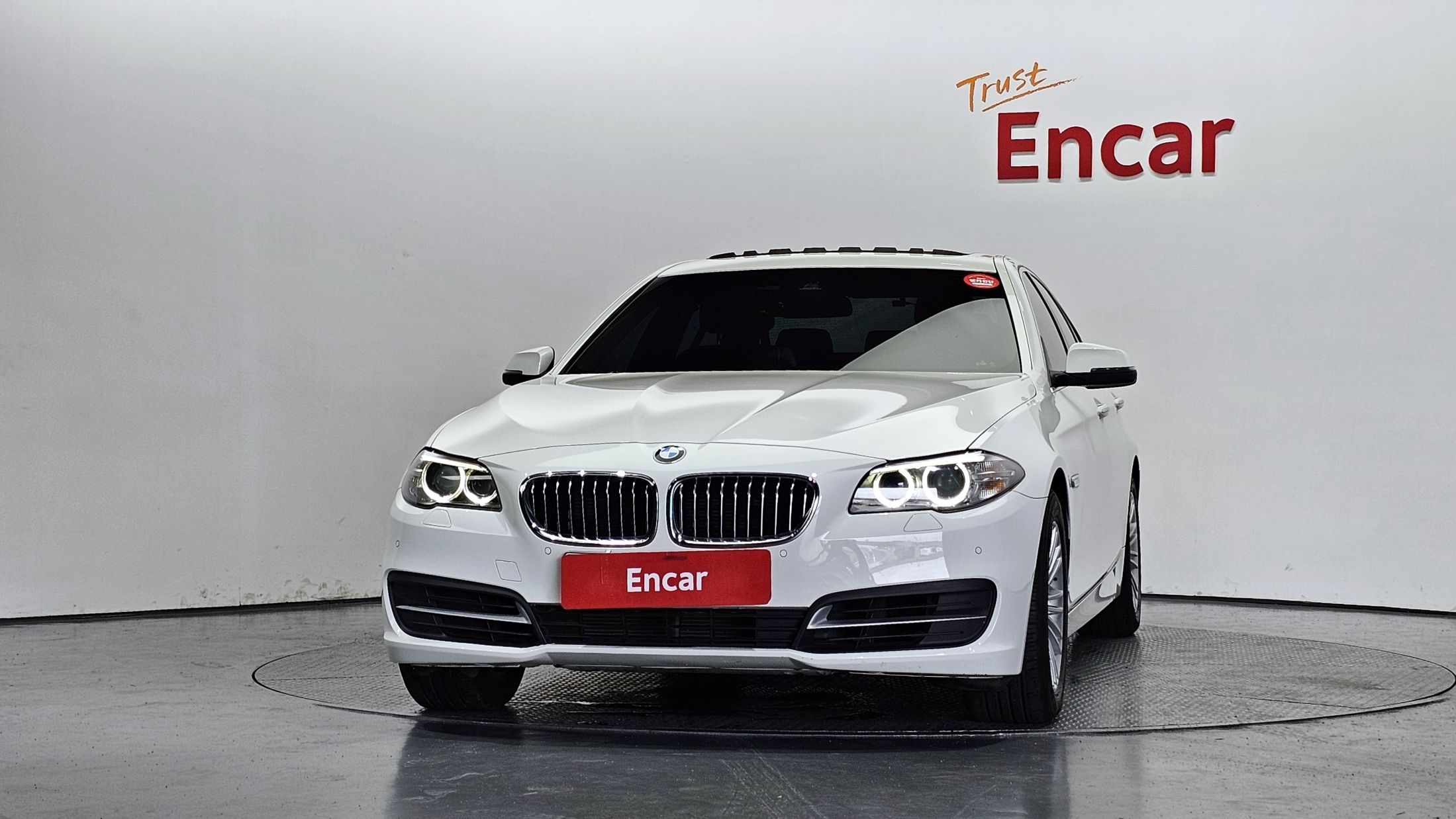 BMW 5-SERIES F10 2013