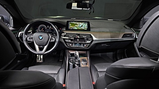 BMW 5-SERIES G30 2018