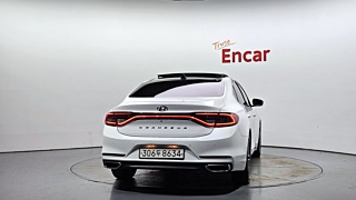HYUNDAI GRANDEUR IG 2016