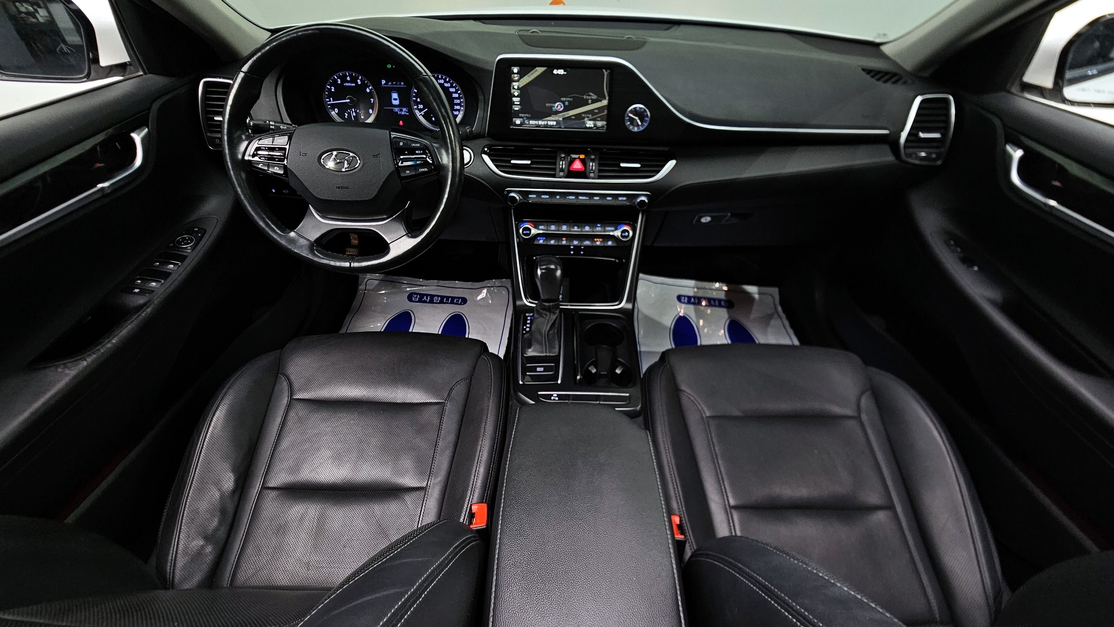 HYUNDAI GRANDEUR IG 2016