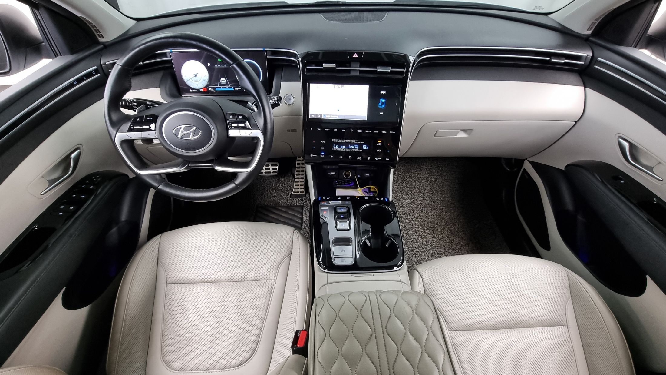 HYUNDAI TUCSON NX4 2021