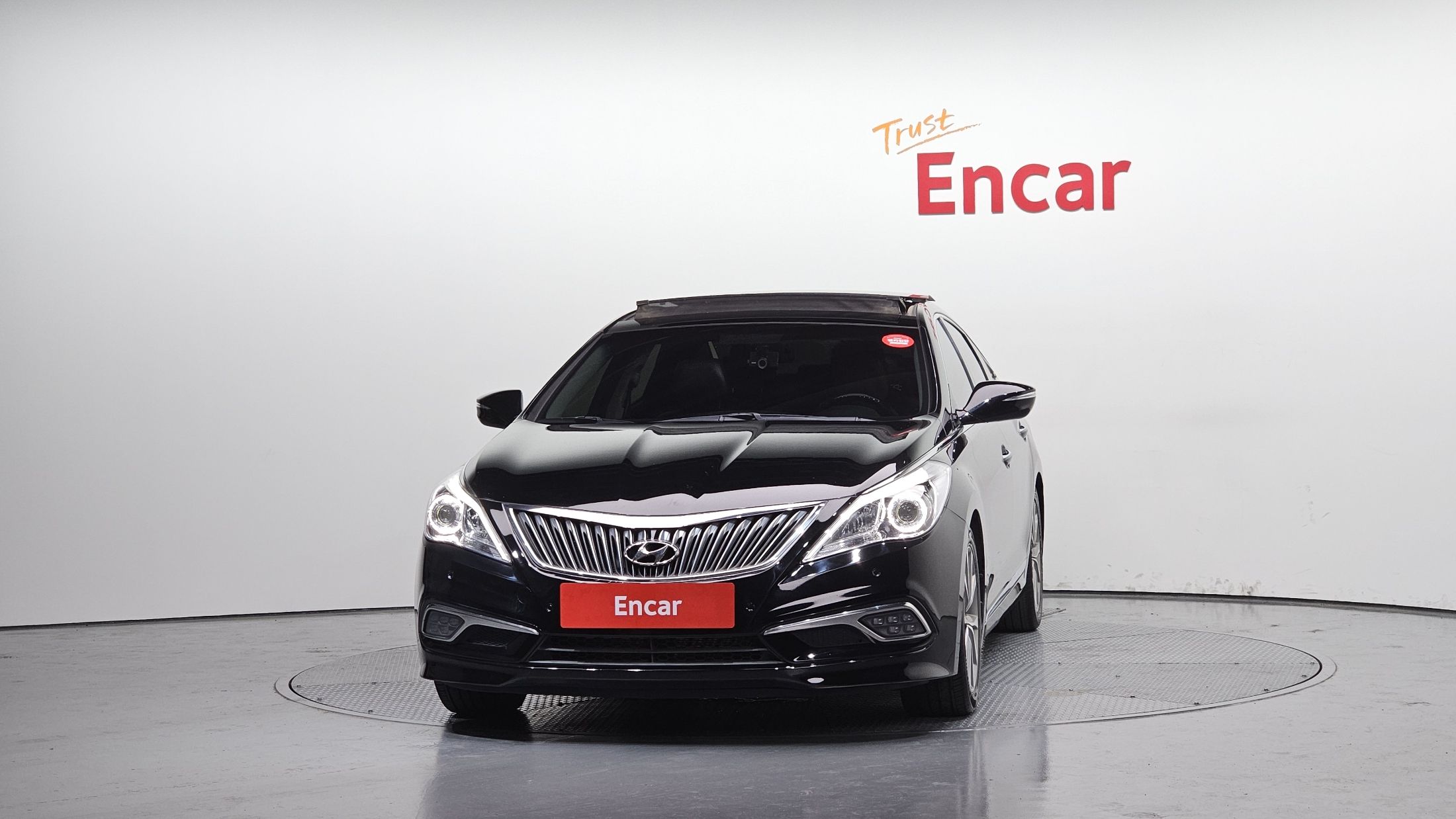 HYUNDAI GRANDEUR HG 2016