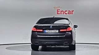 BMW 5-SERIES G30 2022