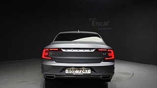 VOLVO S90 2019