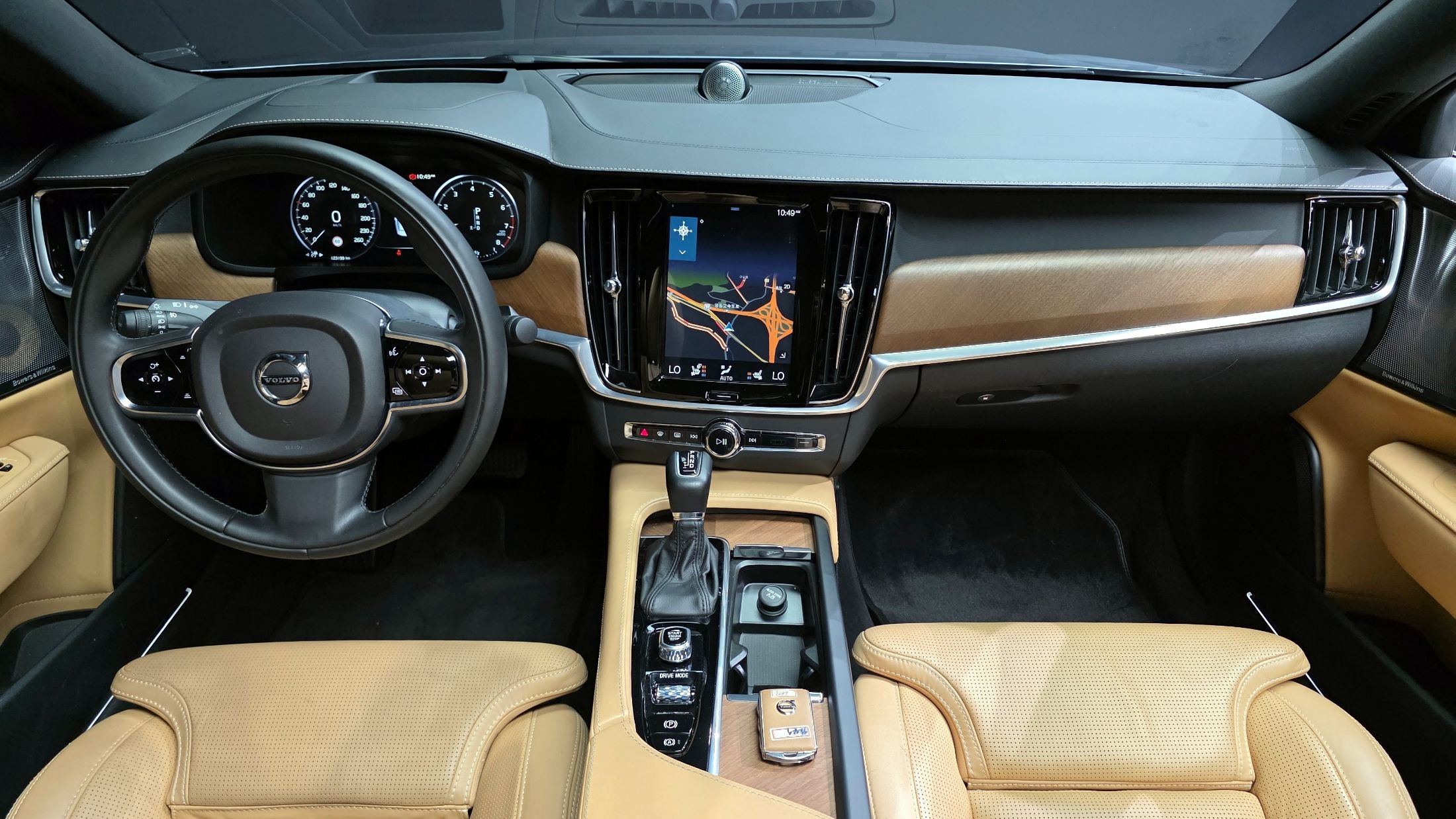 VOLVO S90 2019