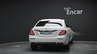 MERCEDES BENZ E-CLASS W213 2019