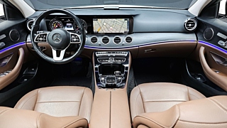 MERCEDES BENZ E-CLASS W213 2019