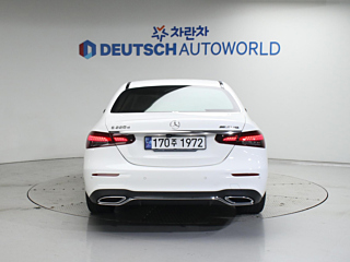 MERCEDES BENZ E-CLASS W213 2020