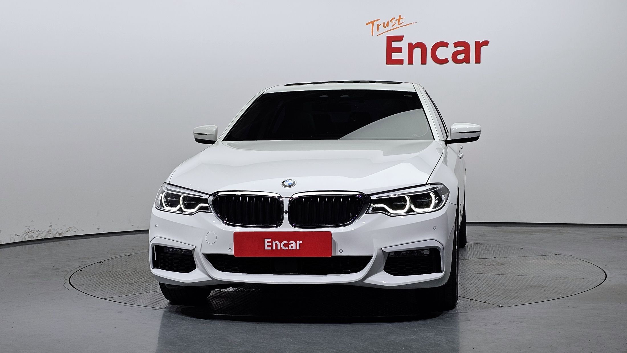 BMW 5-SERIES G30 2018