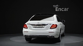 MERCEDES BENZ E-CLASS W213 2016