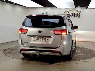 KIA CARNIVAL 2014