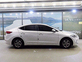 HYUNDAI AVANTE AD 2016