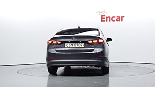 HYUNDAI AVANTE AD 2016