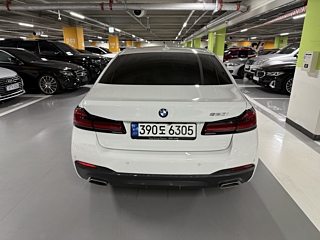 BMW 5-SERIES G30 2022