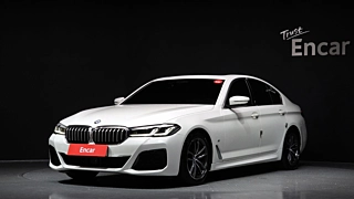 BMW 5-SERIES G30  520i M Sport 2021