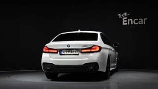 BMW 5-SERIES G30 2021