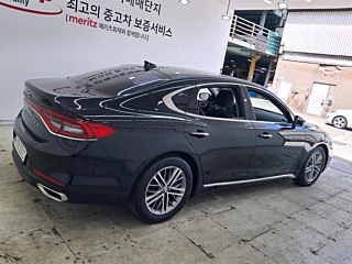 HYUNDAI GRANDEUR IG 2017
