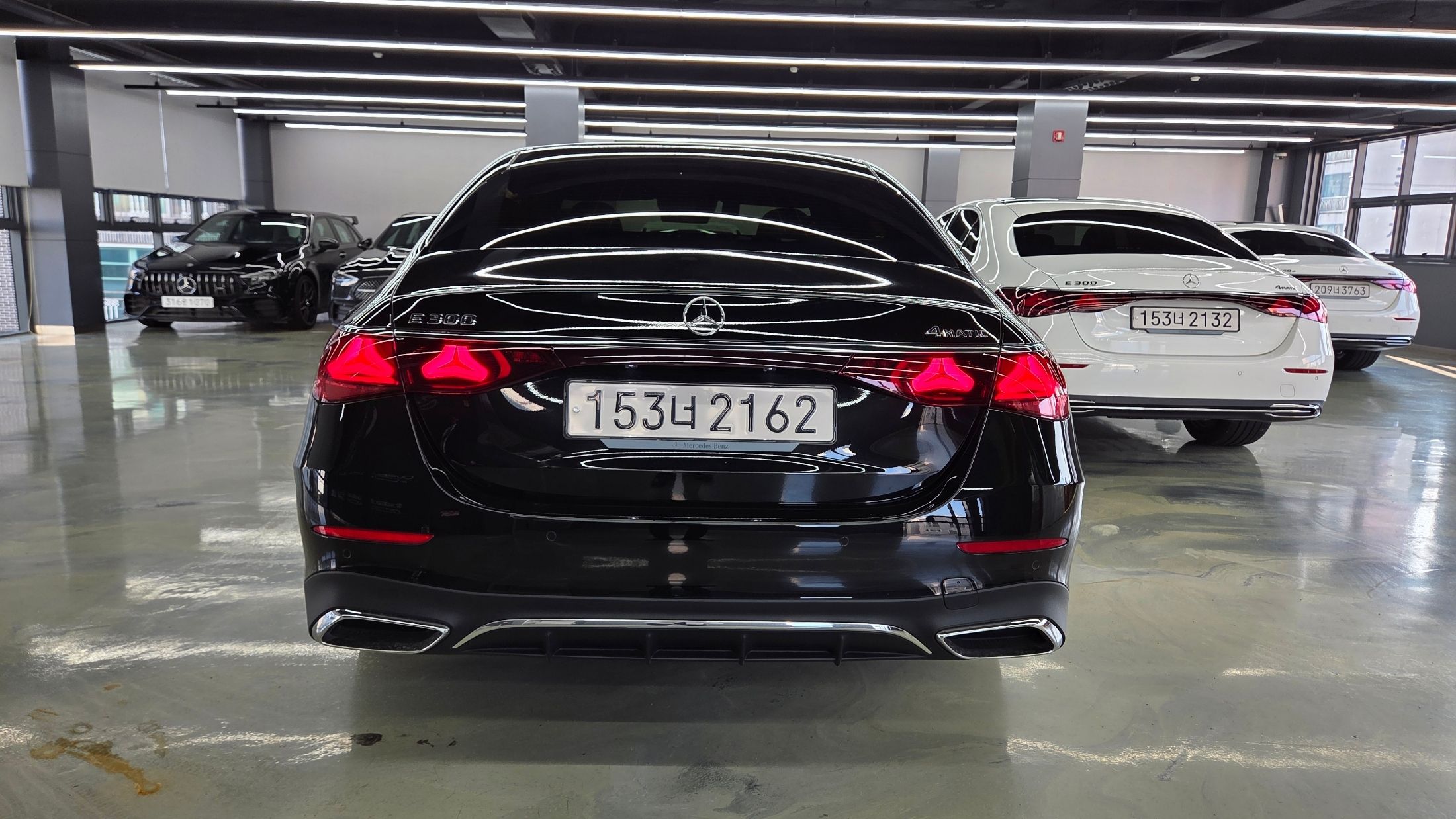 MERCEDES BENZ E-CLASS W214 2024