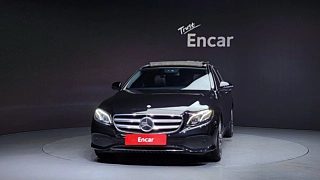 MERCEDES BENZ E-CLASS W213 2016