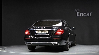 MERCEDES BENZ E-CLASS W213 2020