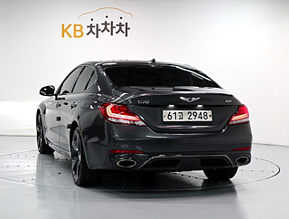 GENESIS G70 2019