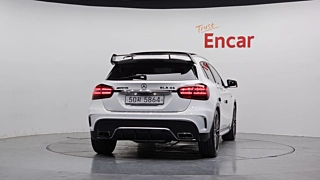 MERCEDES BENZ GLA-CLASS X156 2018