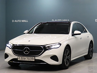 MERCEDES BENZ E-CLASS W214  E200 Avantgarde 2024