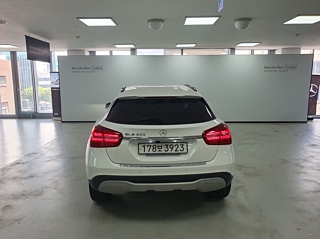 MERCEDES BENZ GLA-CLASS X156 2019