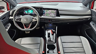 VOLKSWAGEN GOLF 2023