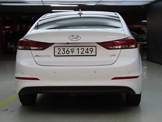 HYUNDAI AVANTE AD 2016