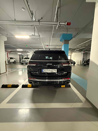 JEEP GRAND CHEROKEE WL 2023