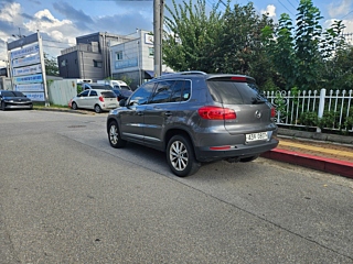VOLKSWAGEN TIGUAN 2016