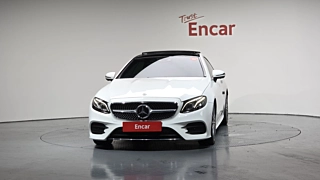MERCEDES BENZ E-CLASS W213 2019