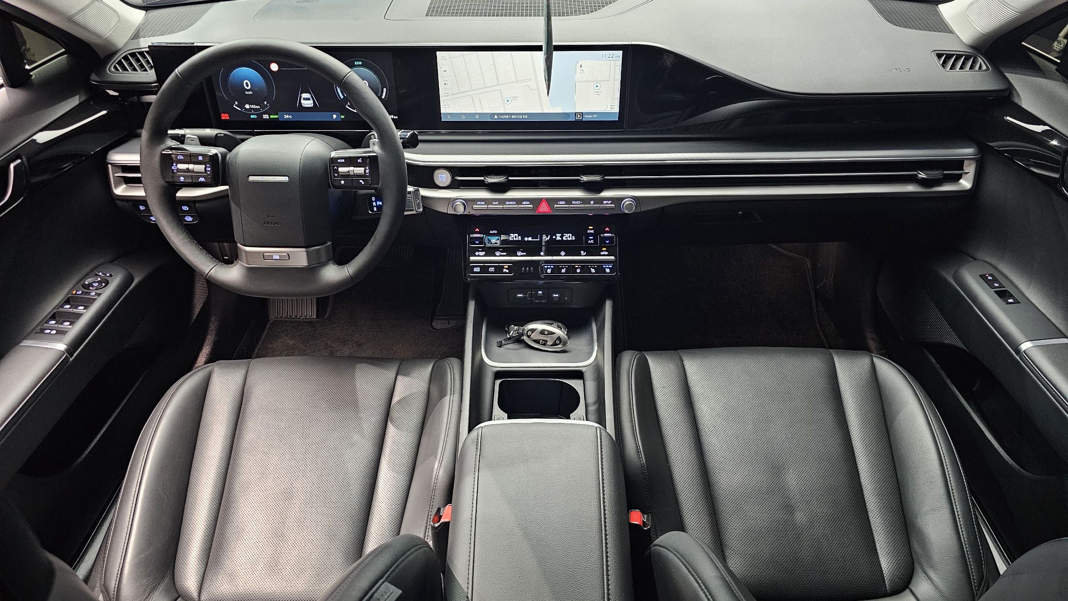 HYUNDAI GRANDEUR HYBRID GN7 2023