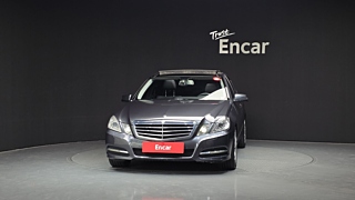 MERCEDES BENZ E-CLASS W212 2011