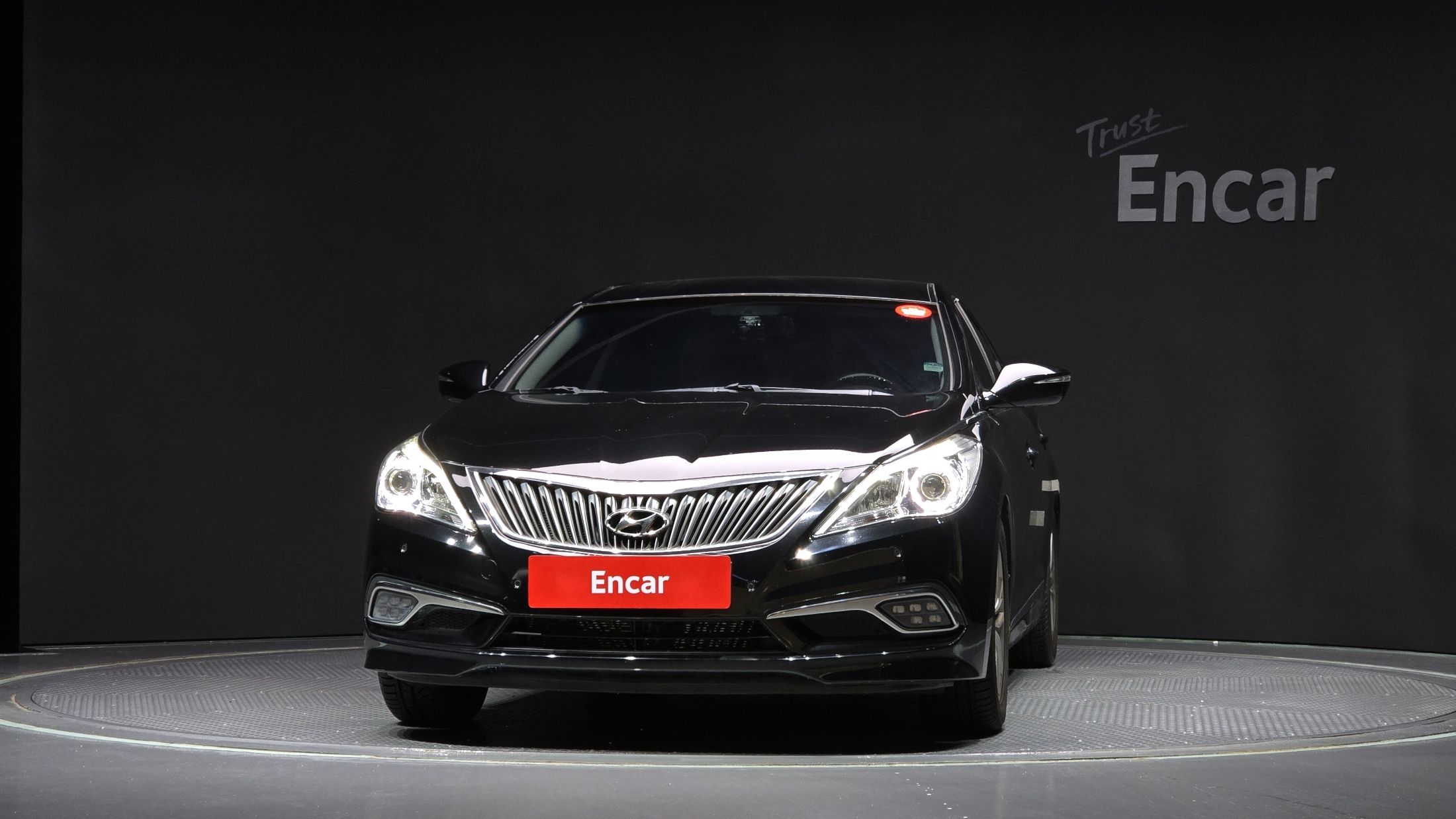 HYUNDAI GRANDEUR HG 2017