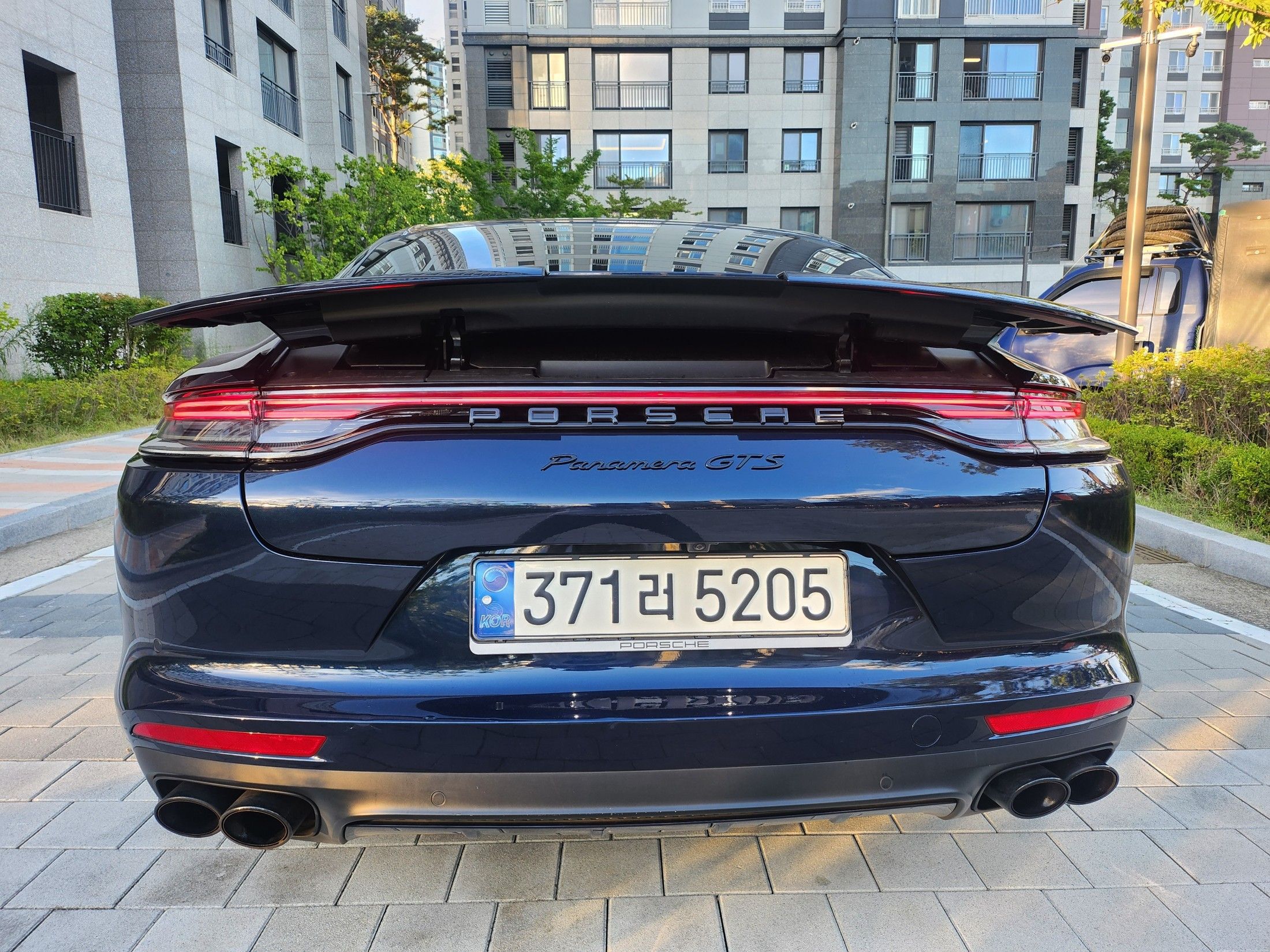 PORSCHE PANAMERA 971 2021